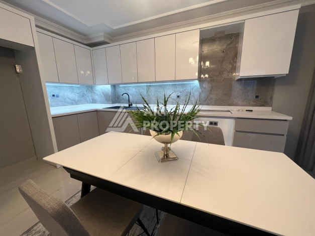 Двухуровневая квартира 4+1 с дизайнерским ремонтом и новой мебелью в районе Оба! - Ракурс 4