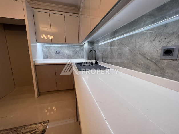 Двухуровневая квартира 4+1 с дизайнерским ремонтом и новой мебелью в районе Оба! - Ракурс 6