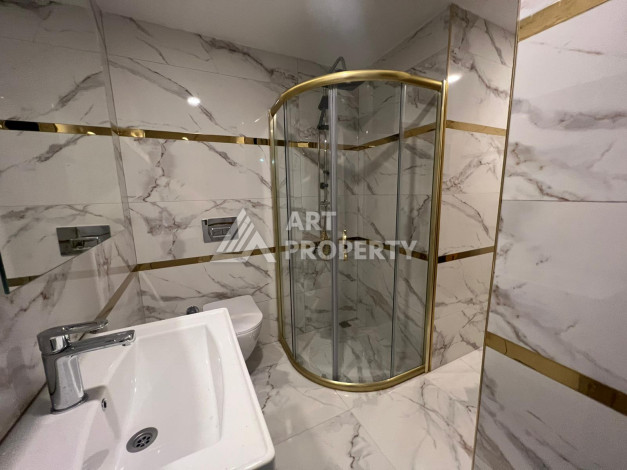 Двухуровневая квартира 4+1 с дизайнерским ремонтом и новой мебелью в районе Оба! - Ракурс 17