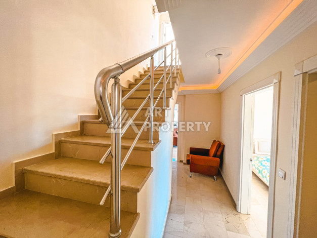 Двухуровневая квартира 4+1 в Махмутлар - Ракурс 18