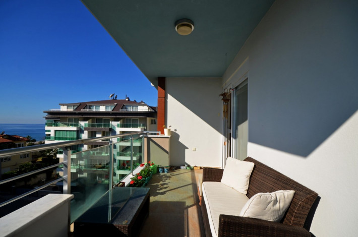 Шикарный пентхаус, планировки 6+1 на первой береговой линии в районе Кестель,Алания, 264 м2 - Ракурс 5