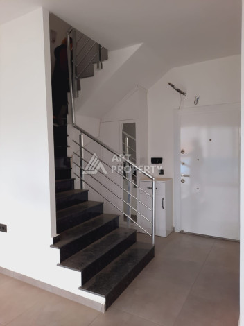 Двухуровневая квартира 2+1 в Махмутлар - Ракурс 7