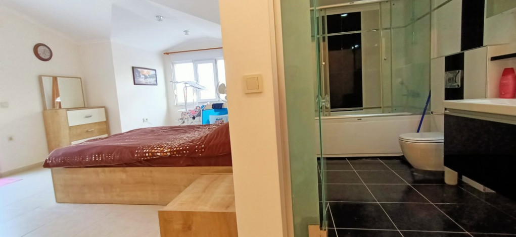 Панорамный дуплекс, планировки 3+1 на первой береговой линии в районе Кестель, Алания,125 м2 - Ракурс 16