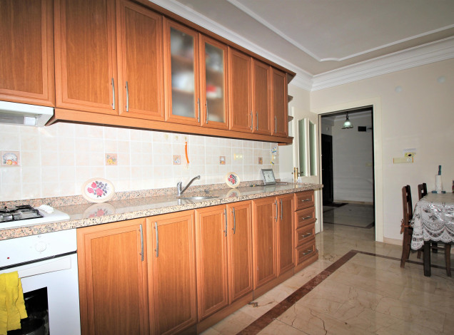 Трехкомнатная квартира в центре Аланьи с частичным видом на горы, 85м2 - Ракурс 3