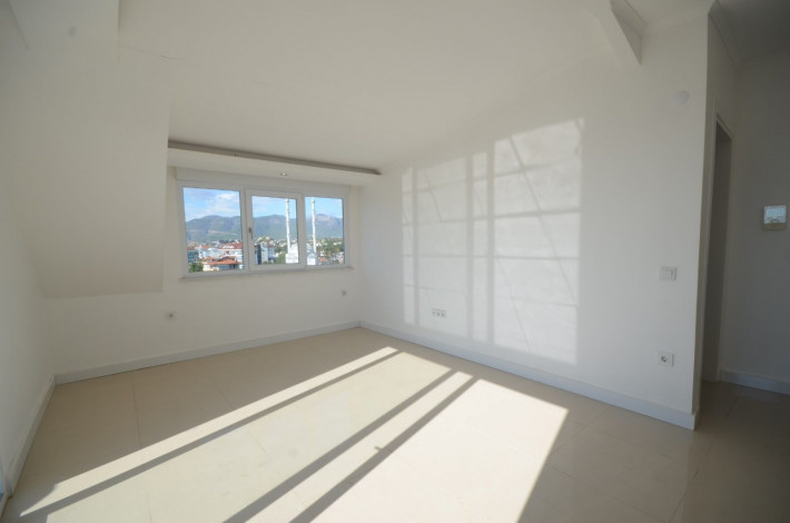 Двухуровневая квартира планировки 2+1 с видом на море в Кестель, Алания, 120 м2 - Ракурс 14