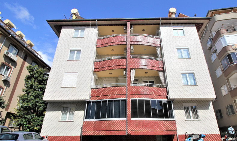 Трехкомнатная квартира в центре Аланьи с частичным видом на горы, 85м2 - Ракурс 6