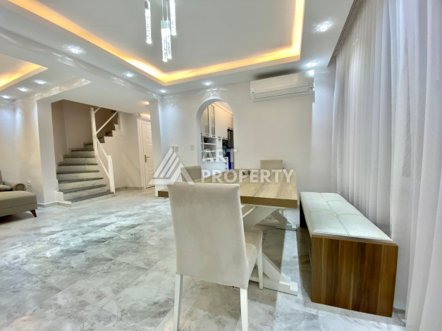 Просторный таунхаус 3+1 в зеленом районе Демирташ - Ракурс 3