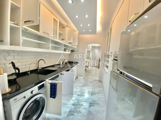 Просторный таунхаус 3+1 в зеленом районе Демирташ - Ракурс 6