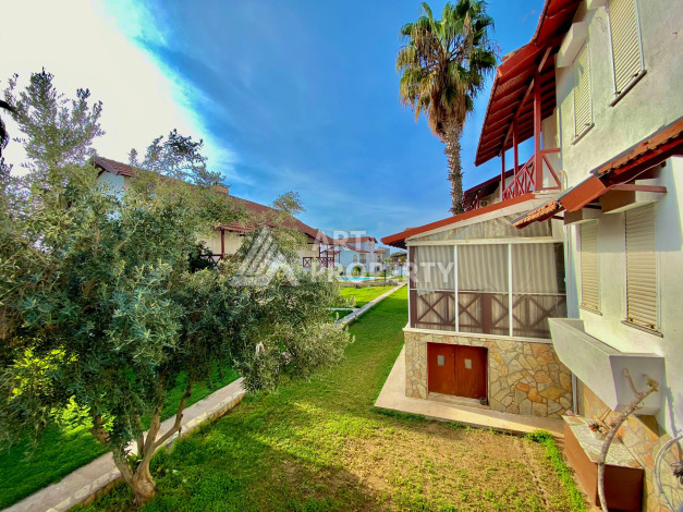 Просторный таунхаус 3+1 в зеленом районе Демирташ - Ракурс 19