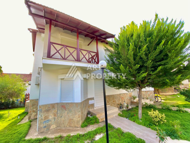 Просторный таунхаус 3+1 в зеленом районе Демирташ - Ракурс 22