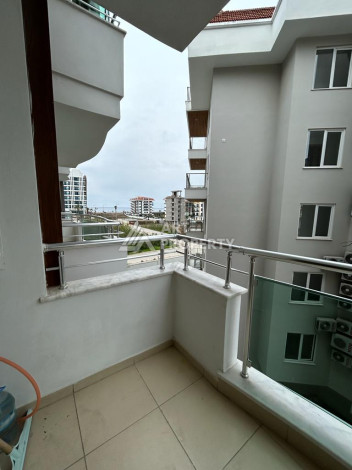 Квартира 1+1 с мебелью и техникой в Кестель - Ракурс 3