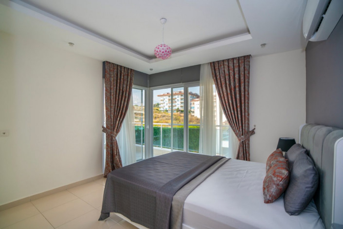 Двухуровневая квартира 2+1 в комплексе с богатой инфраструктурой в районе Кестель, 130 м2 - Ракурс 8