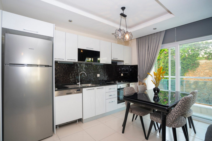 Двухуровневая квартира 2+1 в комплексе с богатой инфраструктурой в районе Кестель, 130 м2 - Ракурс 16