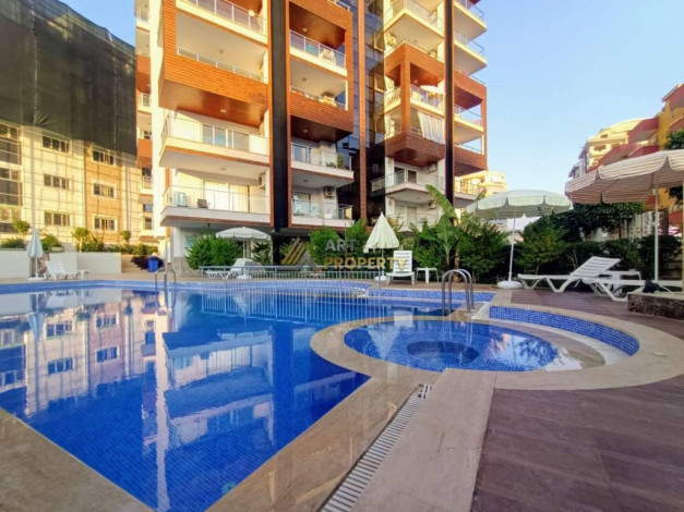 Шикарная квартира с красивым видом на старинный город Наулу в Махмутларе, Алания, 110 м2 - Ракурс 3