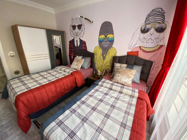 Шикарная квартира с красивым видом на старинный город Наулу в Махмутларе, Алания, 110 м2 - Ракурс 8