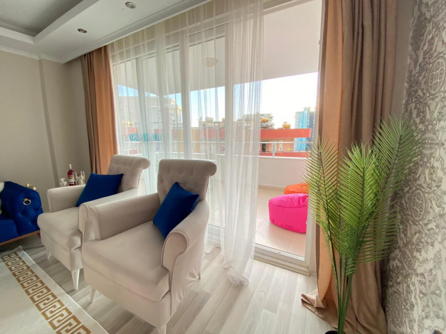 Шикарная квартира с красивым видом на старинный город Наулу в Махмутларе, Алания, 110 м2 - Ракурс 10