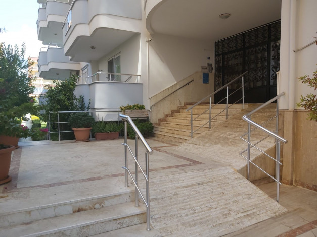 Просторная квартира на первой береговой линии, в районе Махмутлар, Алания,135 м2. - Ракурс 2