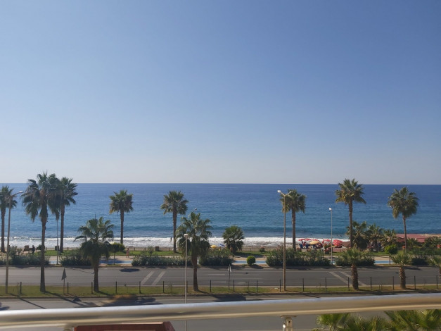 Просторная квартира на первой береговой линии, в районе Махмутлар, Алания,135 м2. - Ракурс 14