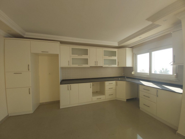 Просторная квартира на первой береговой линии, в районе Махмутлар, Алания,135 м2. - Ракурс 16