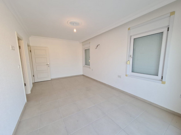 Пентхаус с видом на море планировки 5+1 в центре района Махмутлар, 390 м2 - Ракурс 2