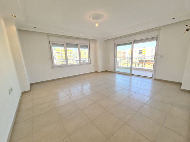 Пентхаус с видом на море планировки 5+1 в центре района Махмутлар, 390 м2 - Ракурс 8