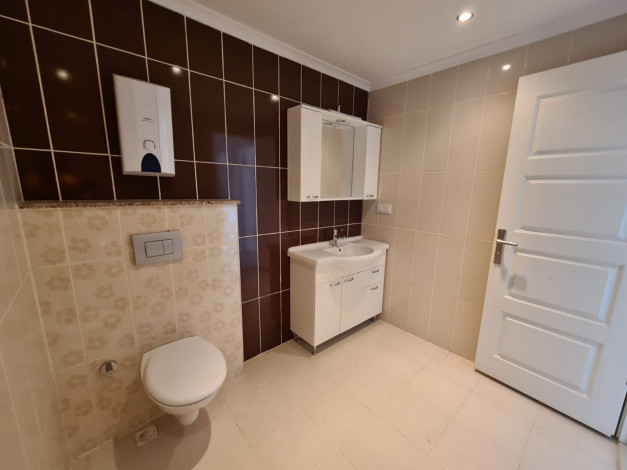 Пентхаус с видом на море планировки 5+1 в центре района Махмутлар, 390 м2 - Ракурс 9